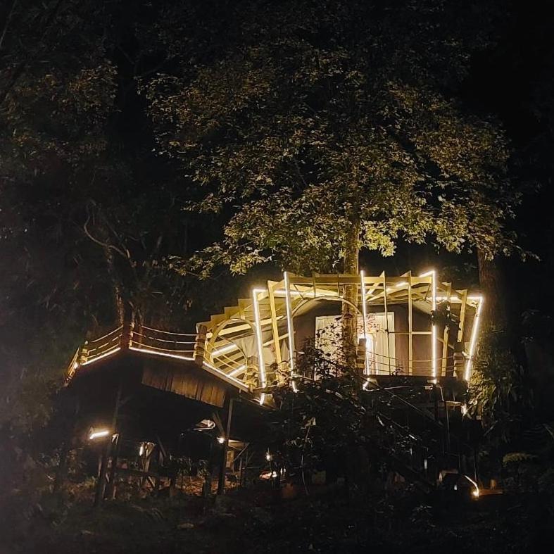 Hotel Lannawild à Chiang Mai Extérieur photo